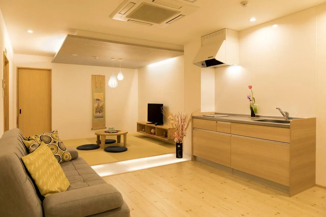 Guesthouse Raku Kyoto